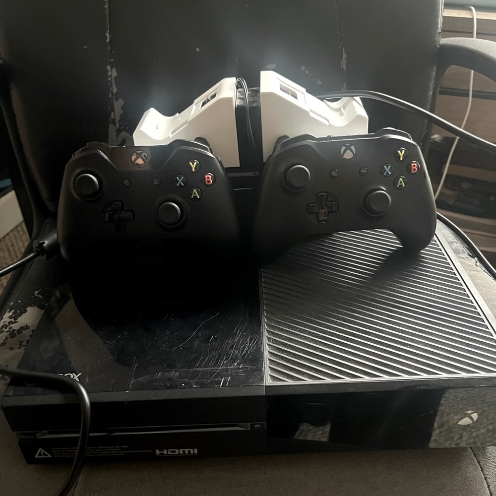 Xbox One, Two Controllers, HDMI CABLE, wireless charging station
